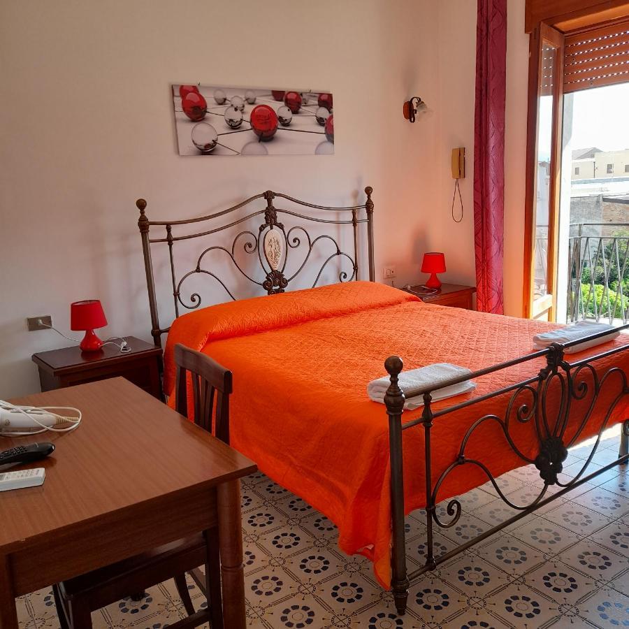 Hotel California Milazzo Extérieur photo