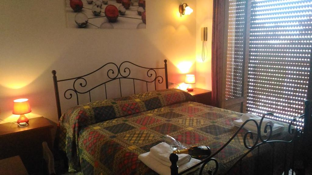 Hotel California Milazzo Extérieur photo