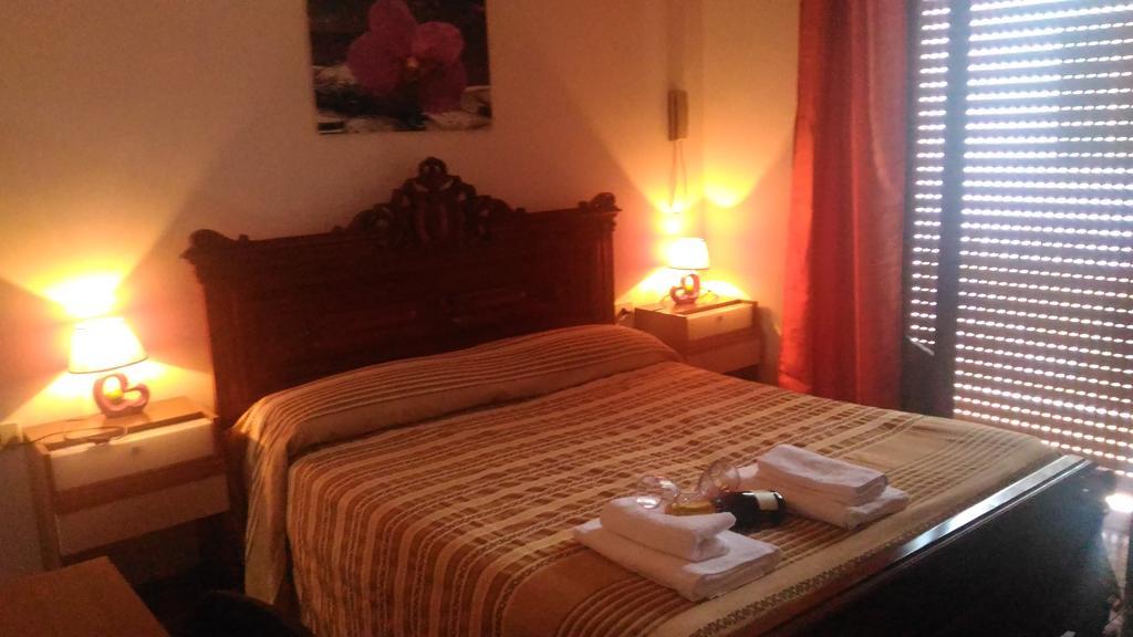 Hotel California Milazzo Extérieur photo