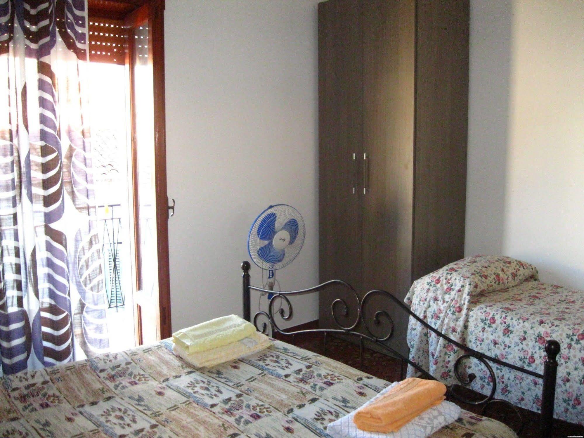 Hotel California Milazzo Extérieur photo