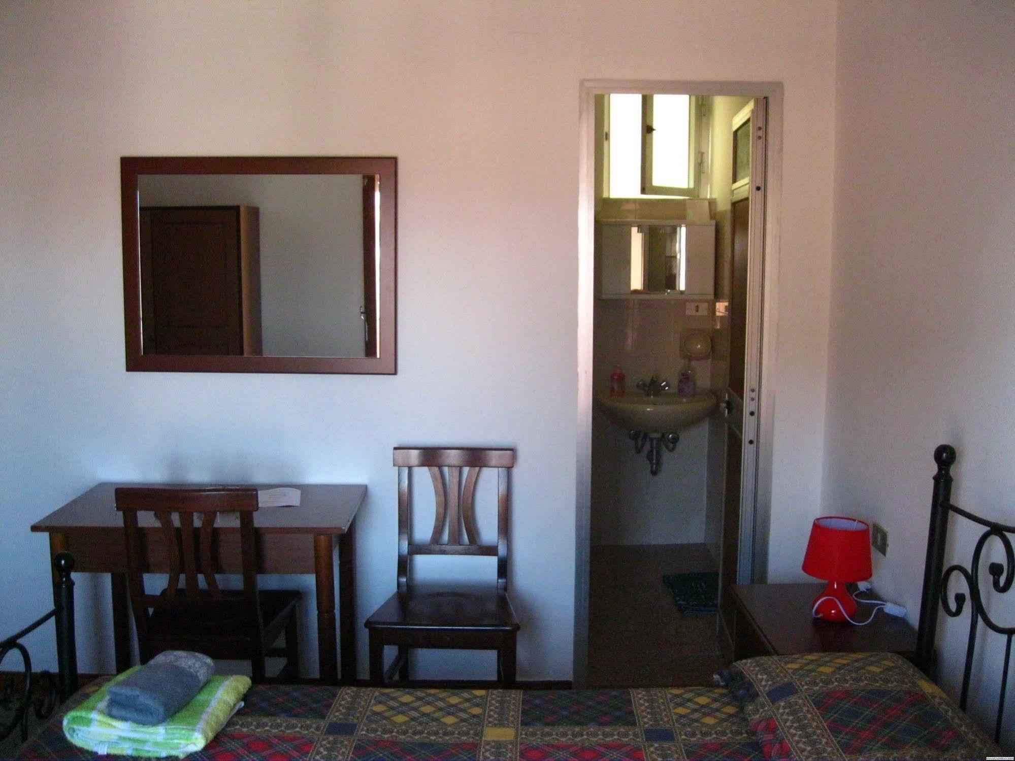 Hotel California Milazzo Extérieur photo
