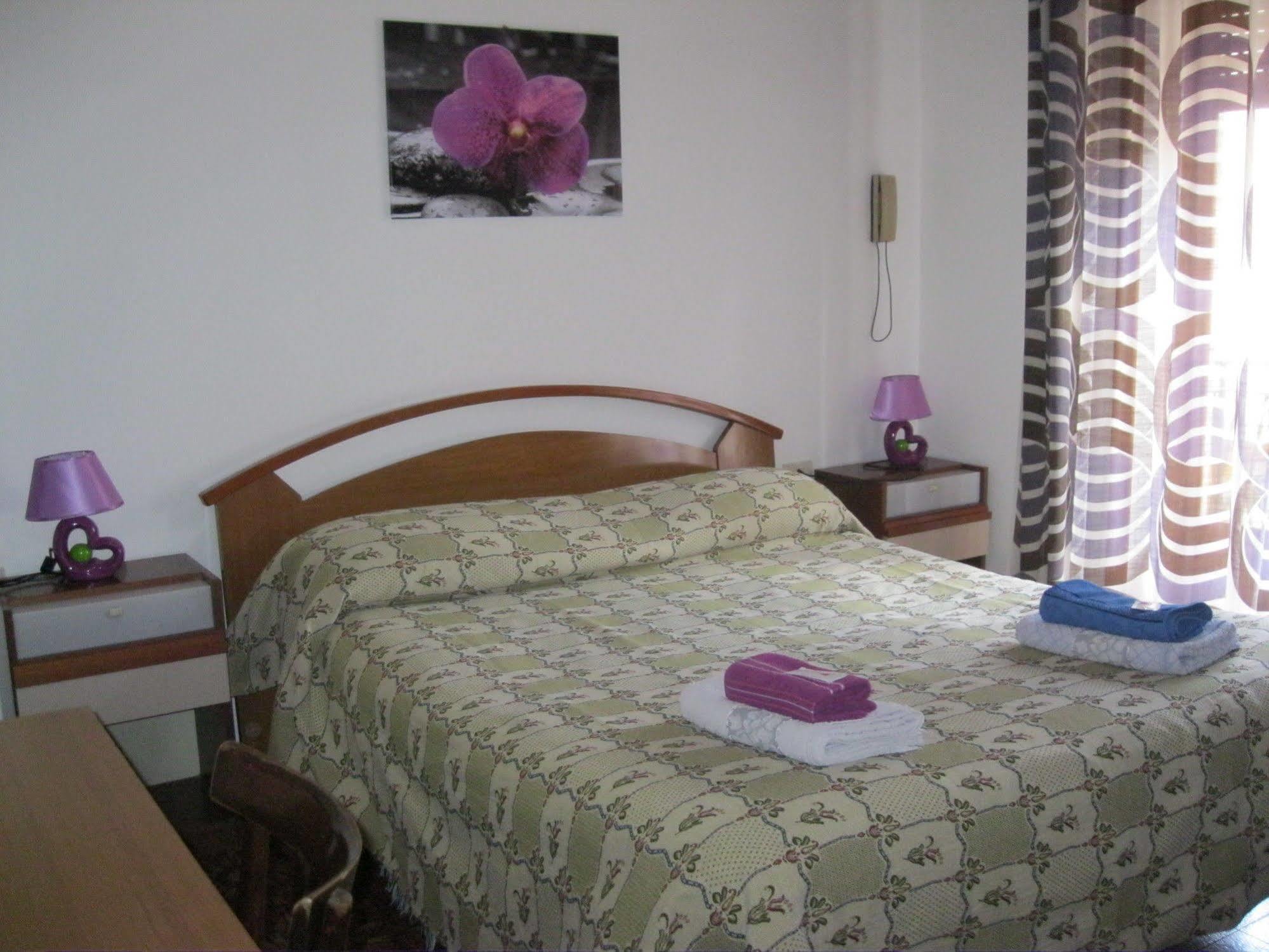 Hotel California Milazzo Extérieur photo
